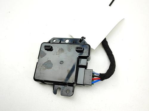 Electronic module TESLA MODEL Y (5YJY) Long Range All-wheel Drive | BP38565381M83 - Image 4