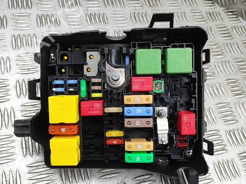 Fuse box PEUGEOT 2008 I (CU_) 1.2 THP 110 / PureTech 110 | BP30257690E1  - Image 6