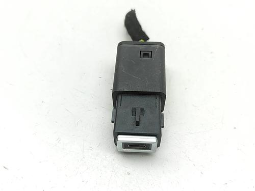Used Electronic module Electronic module PEUGEOT 3008 III (KA_, KB_, KC_) e-210 (KCZKZX) (213 hp) 33962535 33962535