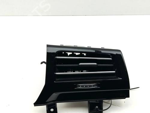 Used Air vent Air vent VW TOUAREG (CR7, RC8) 3.0 TDI 4motion (286 hp) 40556282 40556282