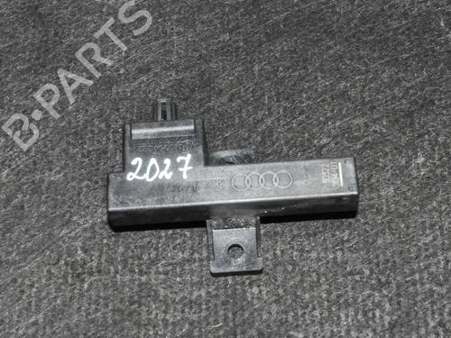 Used Antenna/Base Antenna/Base AUDI Q5 (8RB) 3.0 TFSI quattro (272 hp) 8827414 8827414