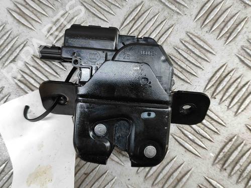 Used Tailgate lock NISSAN JUKE (F16_) DIG-T 117 (117 hp) 27794457