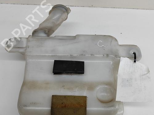 Windscreen washer tank TOYOTA LAND CRUISER 90 (_J9_) 3.0 TD (KZJ90_, KZJ95_, KZJ90R, KZJ95R, KZJ90W, KZJ95W) | BP25912785C113 