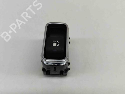 Used Switch MERCEDES-BENZ CLA (C118) CLA 250 e (118.386) (218 hp) 27771061