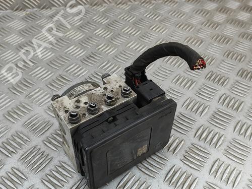 ABS Bremseaggregat SKODA SUPERB III Estate (3V5) 2.0 TDI (150 hp) 28566630
