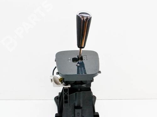 Used Automatic gearbox selector Automatic gearbox selector PEUGEOT 3008 I MPV (0U_) 1.6 HDi 115 / BlueHDi 115 (116 hp) 8935562 8935562