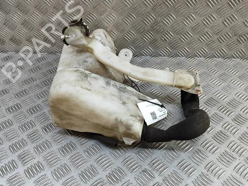 Used Windscreen washer tank Windscreen washer tank BMW 7 (E38) 750 i, iL (326 hp) 28688239 28688239