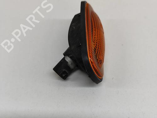 Blinkleuchte links seitlich für Blinkleuchte links seitlich LAND ROVER DEFENDER Station Wagon (L316, L315) 2.5 Td5 4x4 (L316) (122 hp) 36043897 36043897