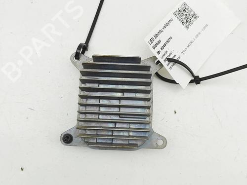 Used Electronic module Electronic module TESLA MODEL 3 (5YJ3) EV AWD (441 hp) 33395298 33395298