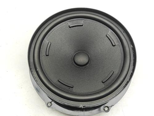 Used Speaker VW TOUAREG (CR7, RC8) 3.0 eHybrid 4motion (381 hp) 31113066