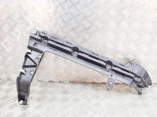 Used Rear bumper bracket Rear bumper bracket LAND ROVER RANGE ROVER IV (L405) 3.0 TDV6 4x4 (258 hp) 9630409 9630409