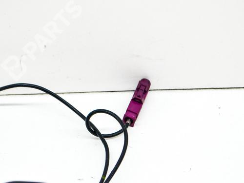 Antenna/Base SKODA SUPERB II Estate (3T5) 2.0 TDI | BP8843116C140 