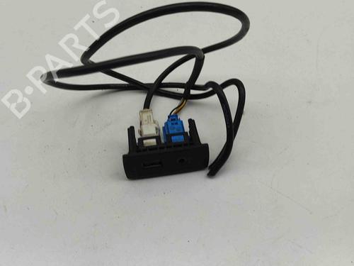 Used Electronic module VW CRAFTER 30-50 Van (2E_) 2.0 TDI (140 hp) 27392824