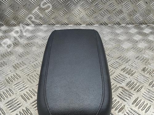 Used Armrest / Center console Armrest / Center console KIA XCEED (CD) 1.5 T-GDI (160 hp) 33396170 33396170