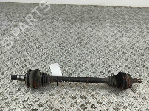 Drivaksel bagtil venstre MERCEDES-BENZ C-CLASS (W204) C 350 CDI (204.023) (265 hp) 29730745