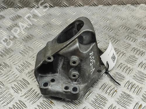 Støtte VOLVO XC40 (536) B3 Mild-Hybrid (163 hp) 28562489