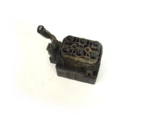 Used Electronic module TESLA MODEL S (5YJS) 85D AWD (376 hp) 30225666