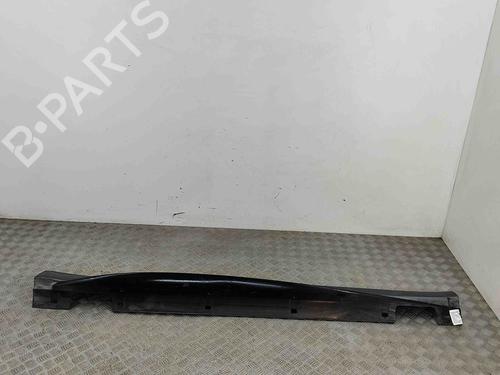 Høyre side kjol INFINITI Q30 1.6 (156 hp) 28563211