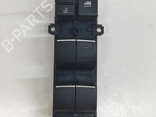 Right front window switch TOYOTA bZ4X (_EAM1_) EV (YEAM15) | BP28560772I26
