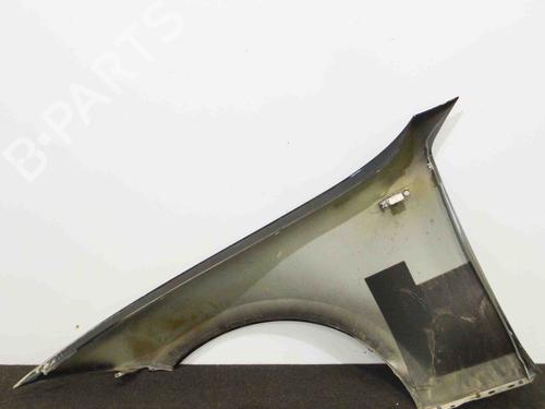 Right front fenders BMW 1 Convertible (E88) 135 i | BP29890681C42