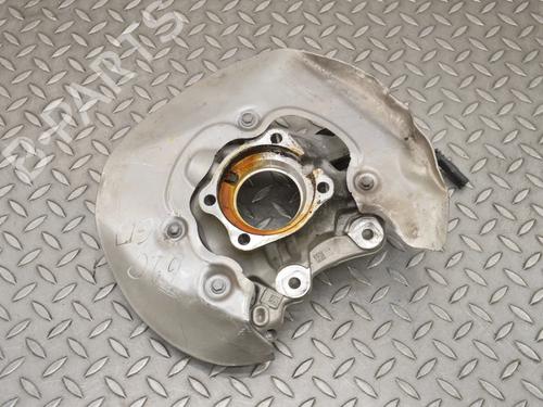 Used Right rear steering knuckle BMW 5 (F10) 530 d (286 hp) 30233639