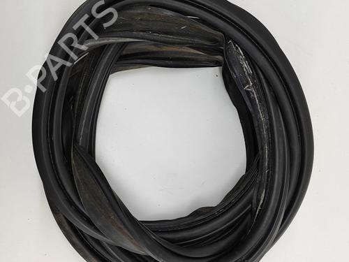 Used Rubber door seal VOLVO XC60 I SUV (156) D4 (190 hp) 16076853