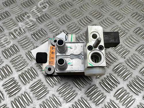 Used Electronic sensor FORD KUGA III (DFK) 2.5 Duratec Plug-in-Hybrid (224 hp) 29487297