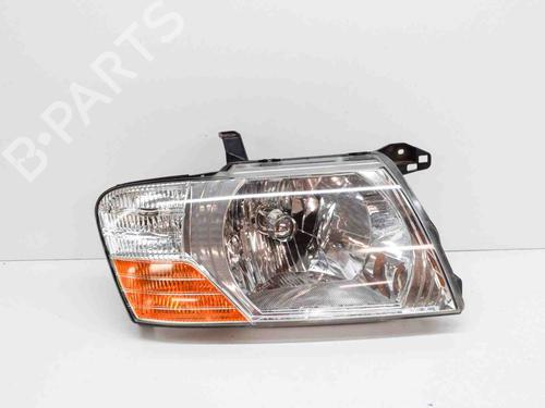 Højre forlygte MITSUBISHI PAJERO III (V7_W, V6_W) 3.2 Di-D (V68W, V78W) (165 hp) 10368618