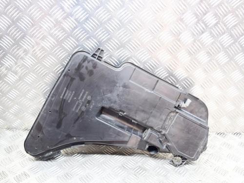 windscreen-washer-tank-bmw-5-f10-m5-7269665-7269663-8050439-7269666-7269664-2009-2010-2011-2012-2013-2014-2015-2016-9167566 main image