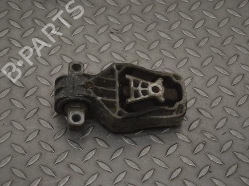 Używane Poduszka silnika MERCEDES-BENZ A-CLASS (W176) A 45 AMG 4-matic (176.052) (360 hp) 30244633