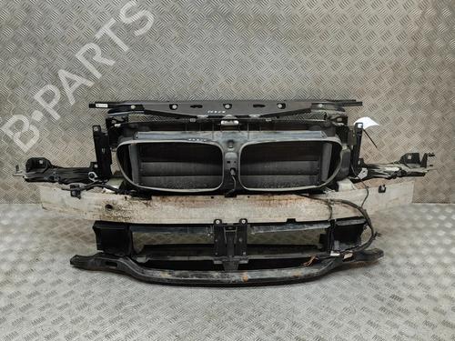 Frontplade/Frontkurv BMW 5 Touring (F11) M 550 d xDrive (381 hp) 30004609