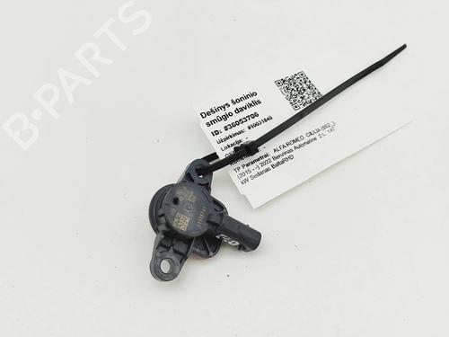 electronic-sensor-alfa-romeo-giulia-952_-2015-36275421 main image