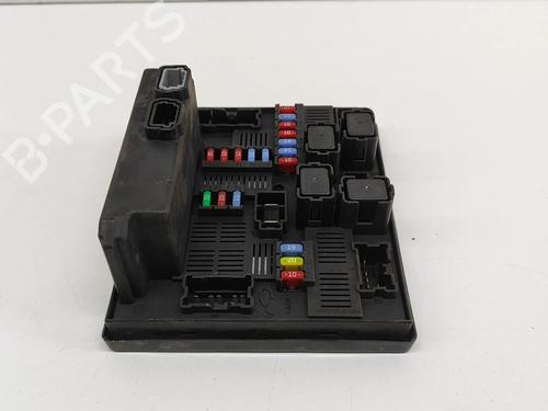 Fuse box RENAULT KOLEOS I (HY_) 2.0 dCi (HY0K) | BP24142546E1 - Image 3