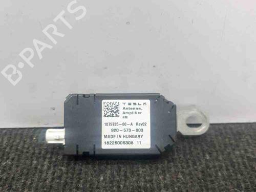 Module électronique TESLA MODEL 3 (5YJ3) EV AWD (351 hp) 27748817