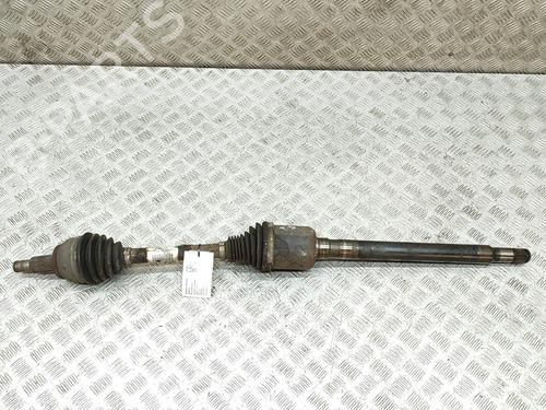 Used Right front driveshaft LAND ROVER DISCOVERY V (L462) 3.0 Td6 4x4 (258 hp) 30130595