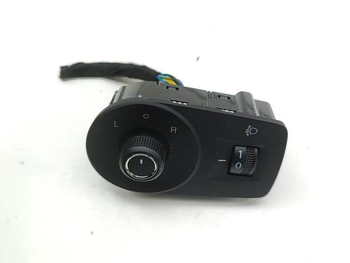 Used Mirror switch Mirror switch MG MG 4 (EH32) EV (170 hp) 33110504 33110504