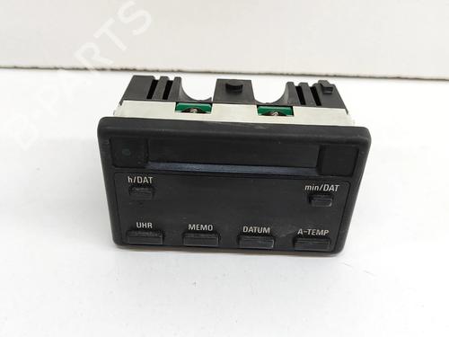 Used Display monitor BMW 5 (E34) 518 i (115 hp) 22351579