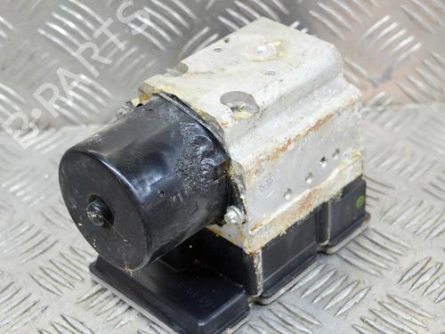 Used ABS pump ABS pump RENAULT CLIO III (BR0/1, CR0/1) 1.2 16V (BR02, BR0J, BR11, CR02, CR0J, CR11) (75 hp) 8352564 8352564