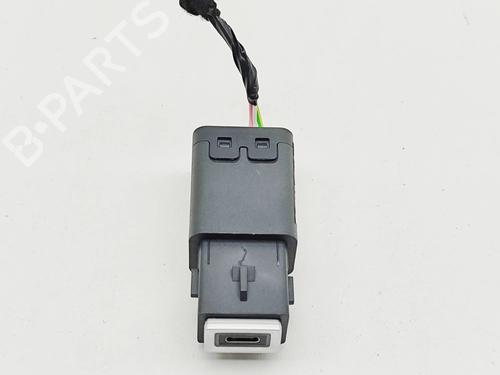 Used Electronic module Electronic module PEUGEOT 2008 II (UD_, US_, UY_, UJ_, UR_, UC_) e-2008 (UKZKXZ) (136 hp) 36181081 36181081