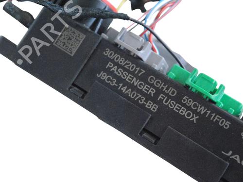 Fuse box JAGUAR E-PACE (X540) 2.0 P200 AWD | BP30253797E1