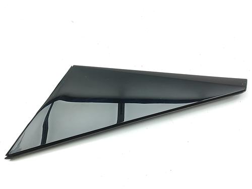 Used Tailgate trim PEUGEOT 3008 II SUV (MC_, MR_, MJ_, M4_) Hybrid 180 (M4DGLU) (179 hp) 30178434