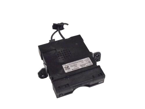 Used Electronic module Electronic module TOYOTA PRIUS (_W3_) 1.8 Hybrid (ZVW3_) (99 hp) 30234575 30234575