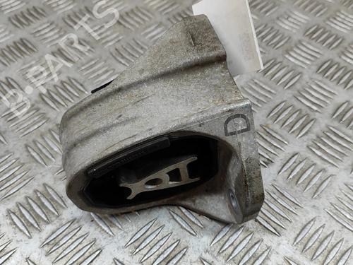 Engine mount VOLVO XC60 II (246) B4 Mild-Hybrid AWD | BP27767205M89