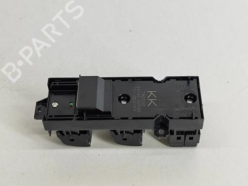 Right front window switch TOYOTA COROLLA Estate (_E21_) 1.8 Hybrid (ZWE211) | BP28550039I26 