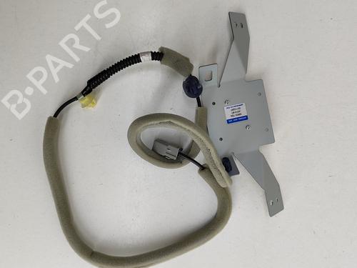 Used Antenna/Base HONDA CIVIC X Hatchback (FC_, FK_) 2.0 Type-R (FK8) (320 hp) 20981672