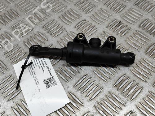 Clutch slave cylinder PORSCHE 911 (996) 3.4 Carrera | BP16348865M113 