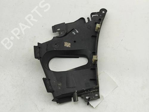 Used Front bumper bracket Front bumper bracket BMW X5 (G05, F95) xDrive 30 d Mild-Hybrid (286 hp) 33882419 33882419