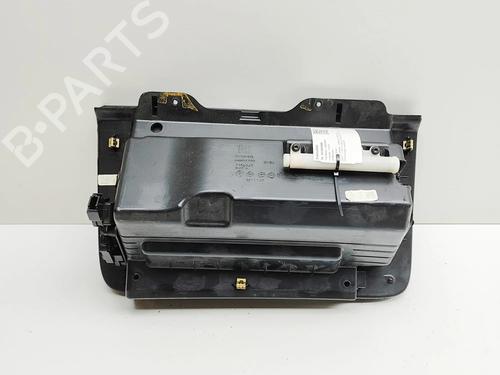 Glove box CADILLAC ESCALADE 6.2 AWD | BP30394644C95 