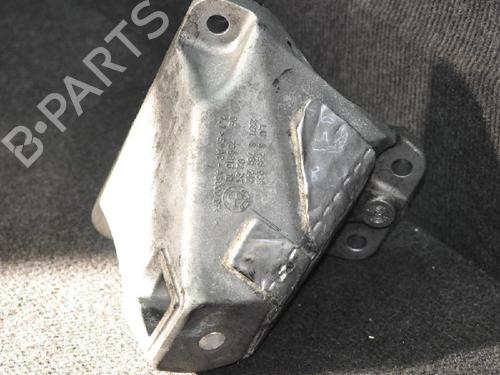Used Support BMW 5 (F10) 520 d (163 hp) 14655504