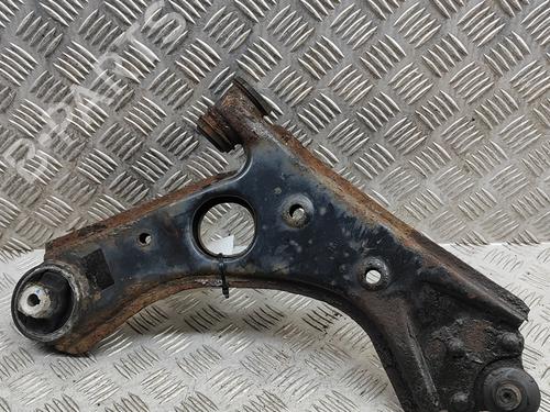 Used Left front suspension arm FIAT 500L (351_, 352_) 1.4 (199LYB1B) (95 hp) 26017403